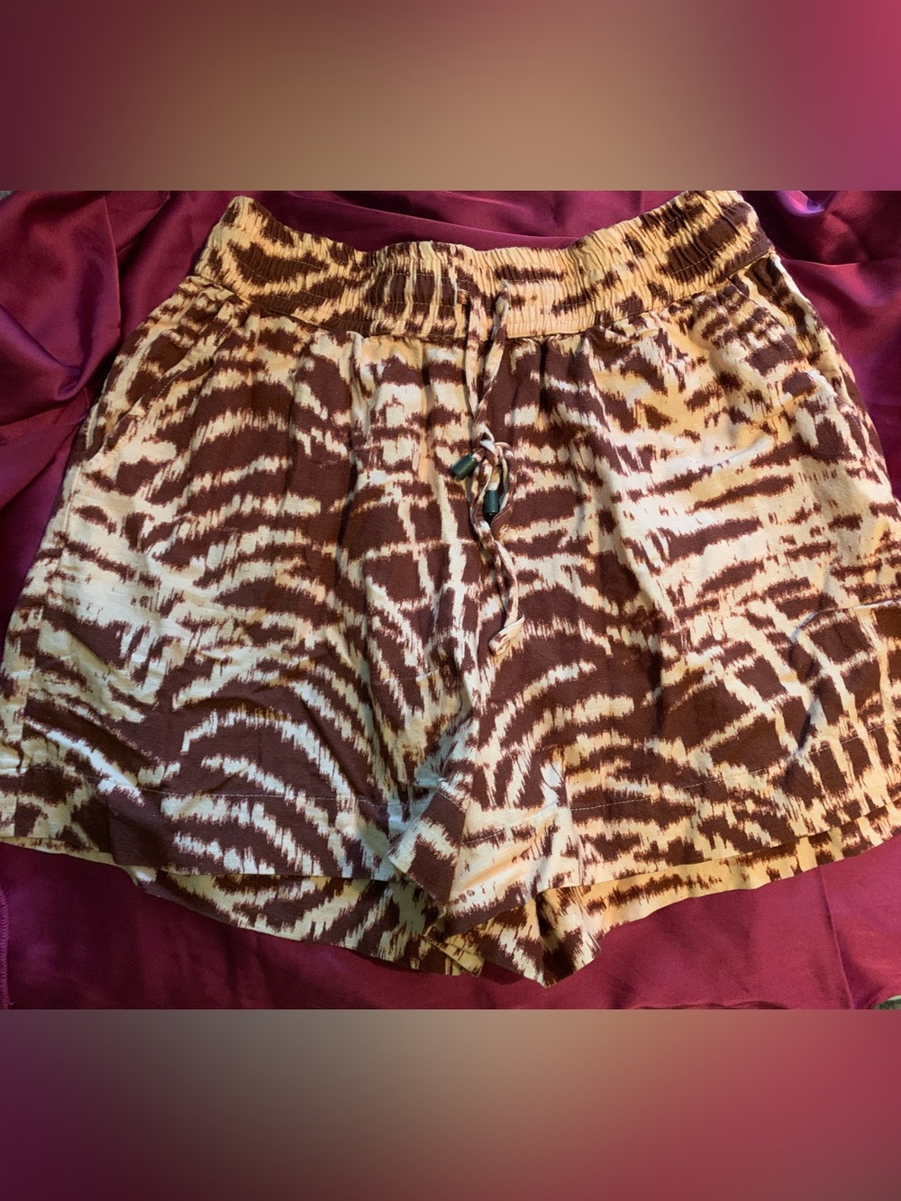 Sale 3/$20  
VENUS Brown & Cream Printed Elastic-Waist Athletic Shorts